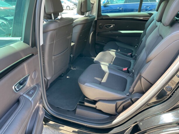 Renault Espace V, 7 мест, 2016 г.
