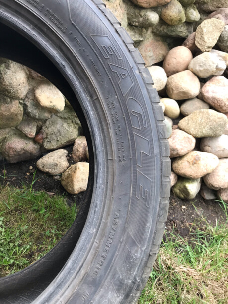 Легковые шины GoodYear eagle f1 255/50 R19 1 шт.