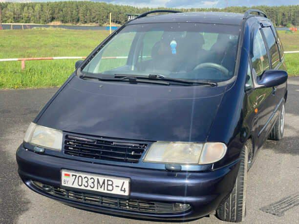 Volkswagen Sharan I, 7 мест, 1997 г.