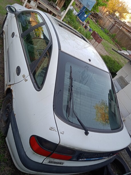 Renault Laguna I, 1995 г.