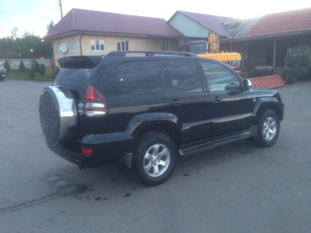 Toyota Land Cruiser Prado J120, 7 мест, 2008 г.