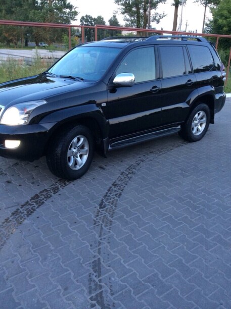 Toyota Land Cruiser Prado J120, 7 мест, 2008 г.