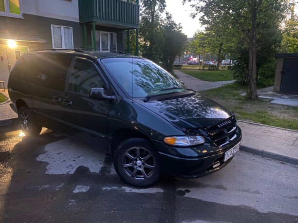 Dodge Grand Caravan III, 7 мест, 1999 г.