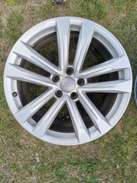 audi 8.5x19 5x112 4 шт.