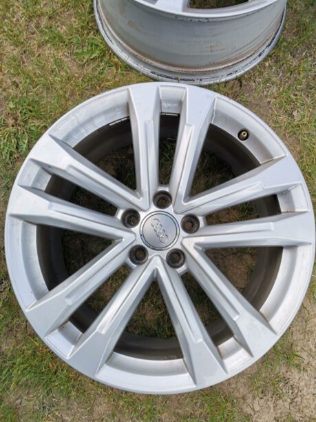 audi 8.5x19 5x112 4 шт.