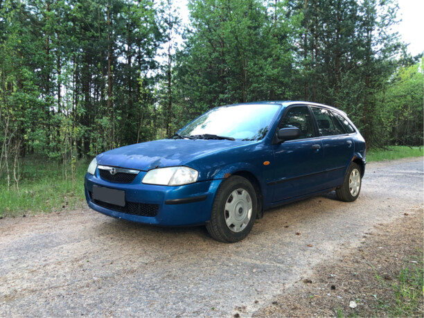 Mazda 323F, 1998 г.