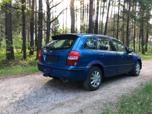 Mazda 323F, 1998 г.