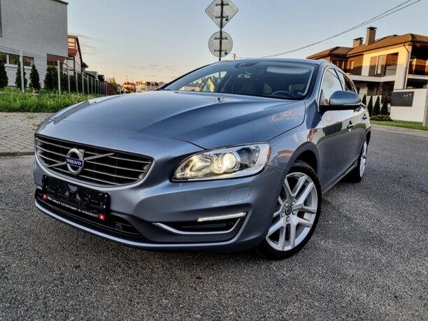 Volvo V60 I · Рестайлинг, 2018 г.