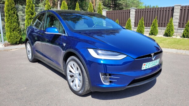 Tesla Model X, 6 мест, 2020 г.