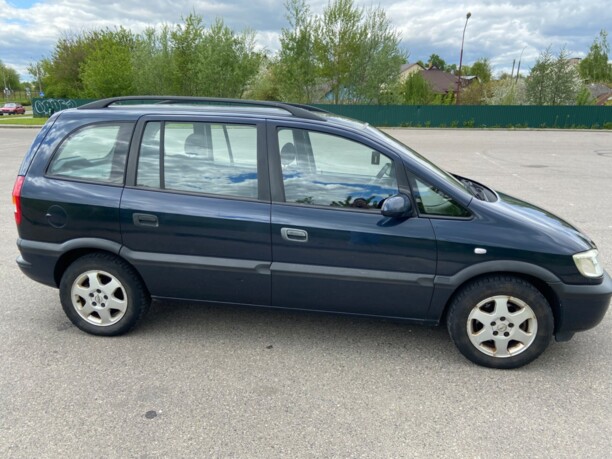 Opel Zafira A, 7 мест, 2002 г.