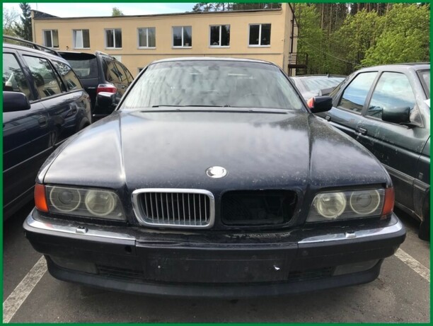 BMW 7 серия E38, 2000 г.