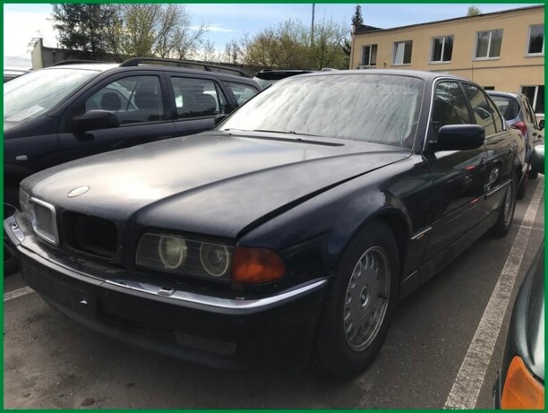 BMW 7 серия E38, 2000 г.