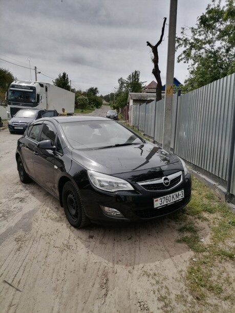 Opel Astra J, 2010 г.