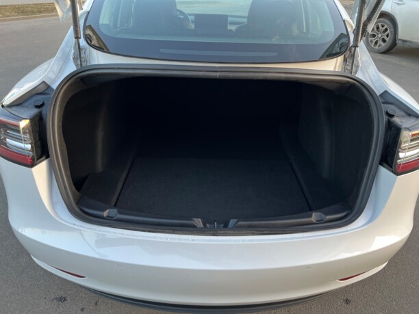Tesla Model 3, 2019 г.