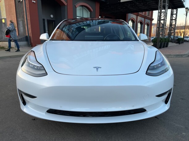 Tesla Model 3, 2019 г.