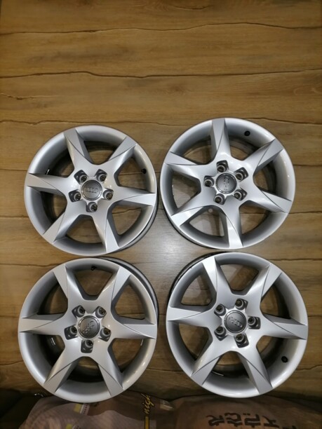 Audi 7.5x16 5x112 4 шт.