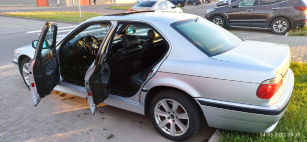 BMW 7 серия E38, 1998 г.