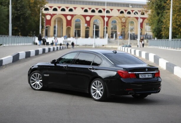 BMW 7 серия F02 (Long), 2008 г.