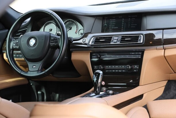 BMW 7 серия F02 (Long), 2008 г.