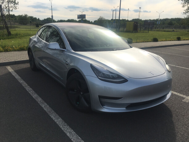 Tesla Model 3, 2018 г.