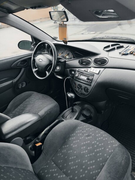 Ford Focus I · Рестайлинг, 2002 г.