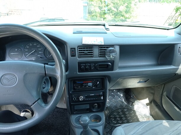 Mazda Demio DW, 1999 г.