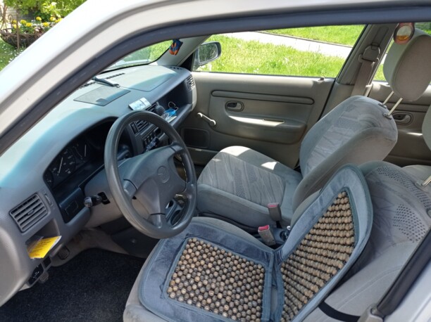 Mazda Demio DW, 1999 г.