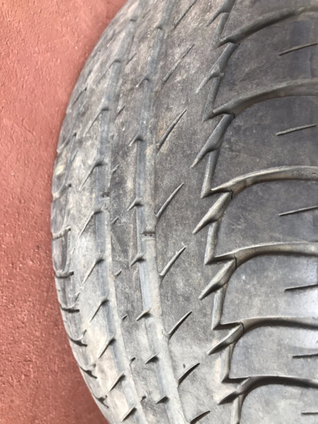 Легковые шины Kleber 235/45 R17 2 шт.