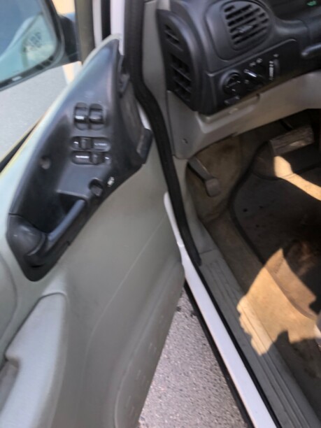 Dodge Caravan III, 7 мест, 1999 г.