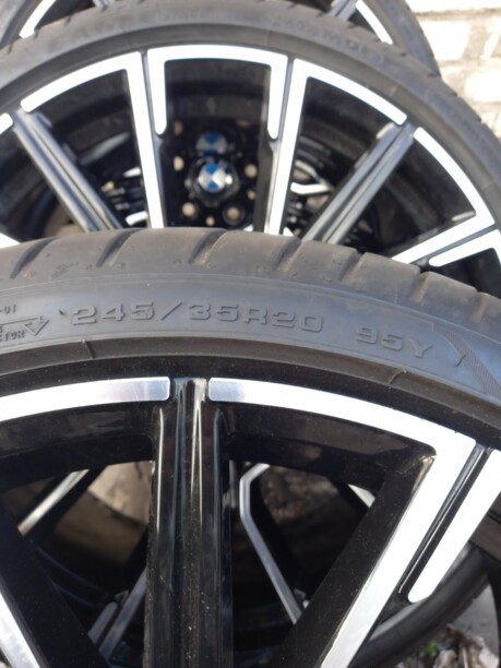 BMW 8.5x20 5x112 4 шт.