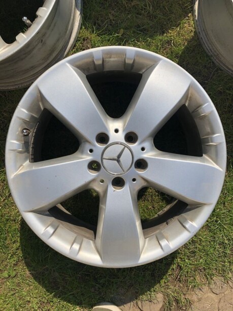 Mercedes-Benz ML. a1644010302 8x18 5x112 4 шт.