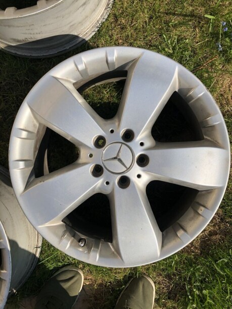 Mercedes-Benz ML. a1644010302 8x18 5x112 4 шт.