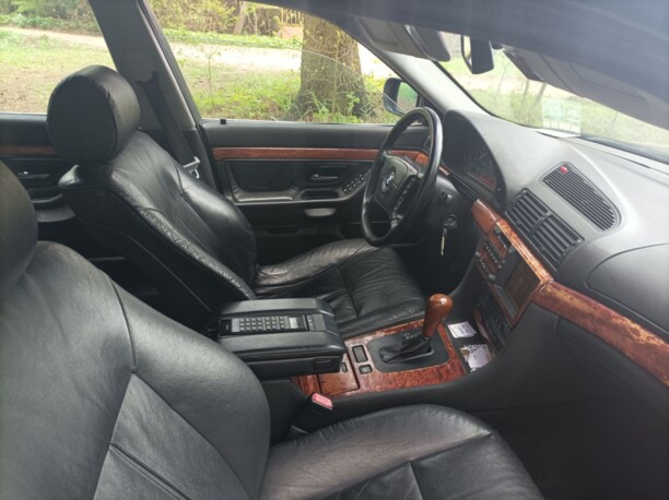 BMW 7 серия E38, 1999 г.