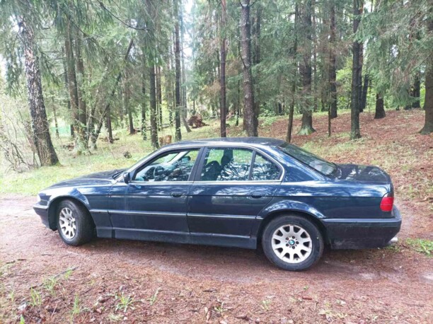 BMW 7 серия E38, 1999 г.