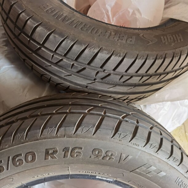 Легковые шины Tigar 225/60 R16 4 шт.
