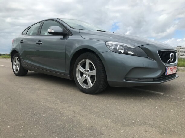 Volvo V40 II · Рестайлинг, 2017 г.