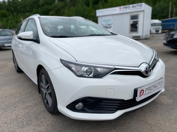 Toyota Auris II (E180) · Рестайлинг, 2018 г.