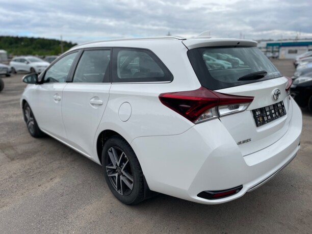 Toyota Auris II (E180) · Рестайлинг, 2018 г.