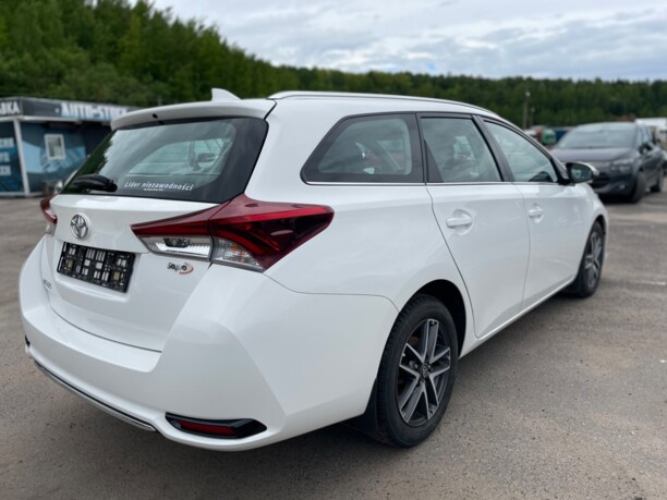 Toyota Auris II (E180) · Рестайлинг, 2018 г.