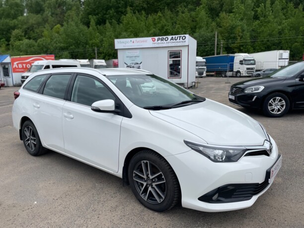 Toyota Auris II (E180) · Рестайлинг, 2018 г.