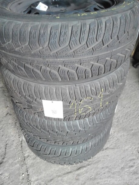 Легковые шины Uniroyal 215/60 R16 2 шт.