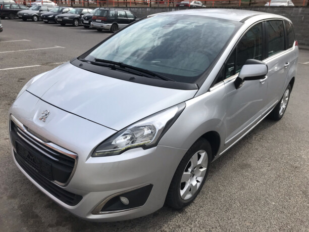 Peugeot 5008 I · Рестайлинг, 7 мест, 2016 г.