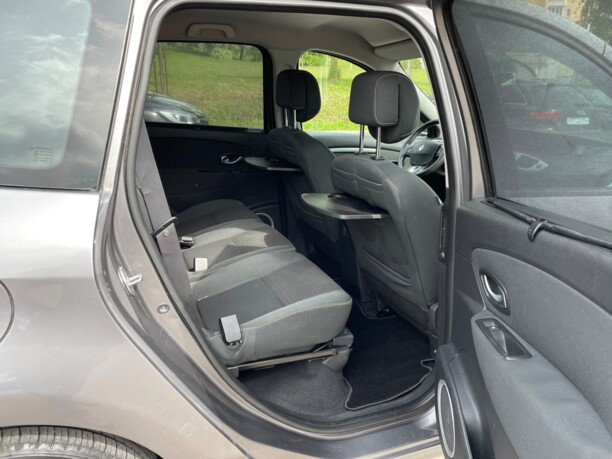 Renault Grand Scenic III, 7 мест, 2009 г.