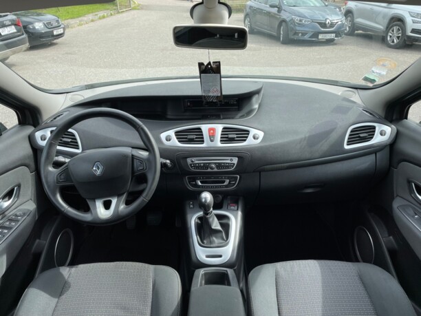 Renault Grand Scenic III, 7 мест, 2009 г.