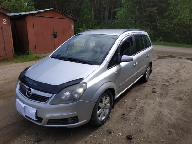 Opel Zafira B, 7 мест, 2007 г.