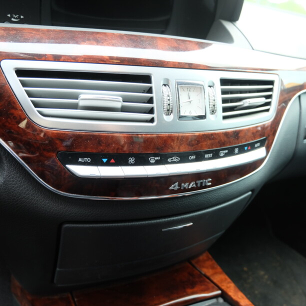 Mercedes-Benz S-Класс W221· Рестайлинг, 2009 г.