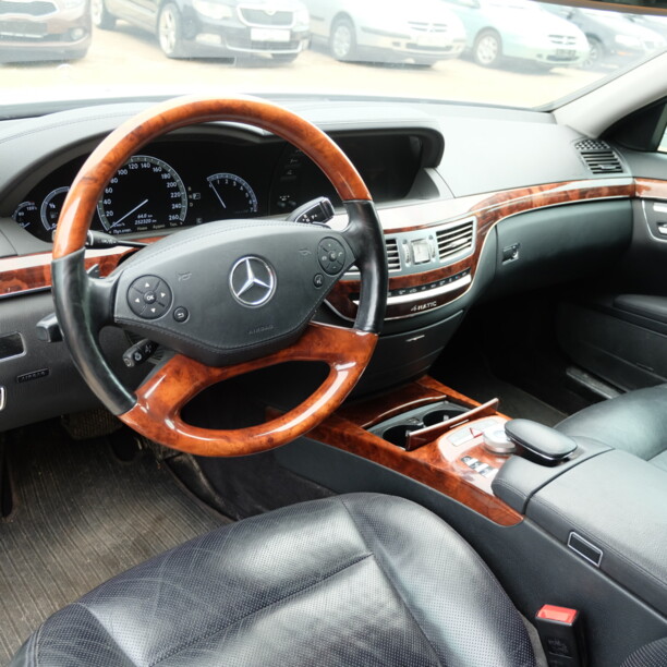 Mercedes-Benz S-Класс W221· Рестайлинг, 2009 г.