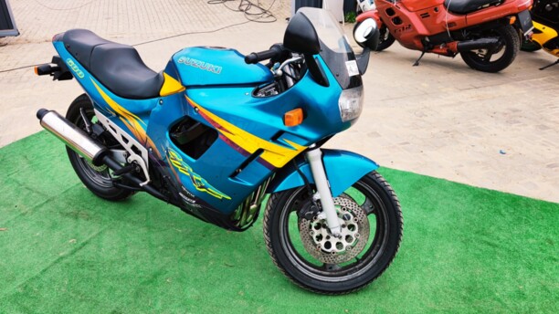 Suzuki GSX, 1997 г.
