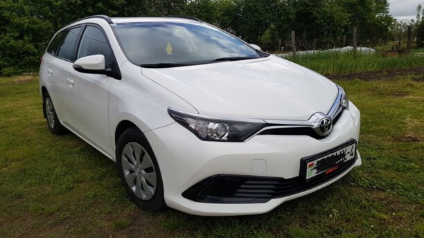 Toyota Auris II (E180) · Рестайлинг, 2017 г.