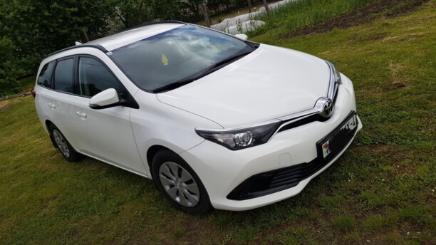 Toyota Auris II (E180) · Рестайлинг, 2017 г.